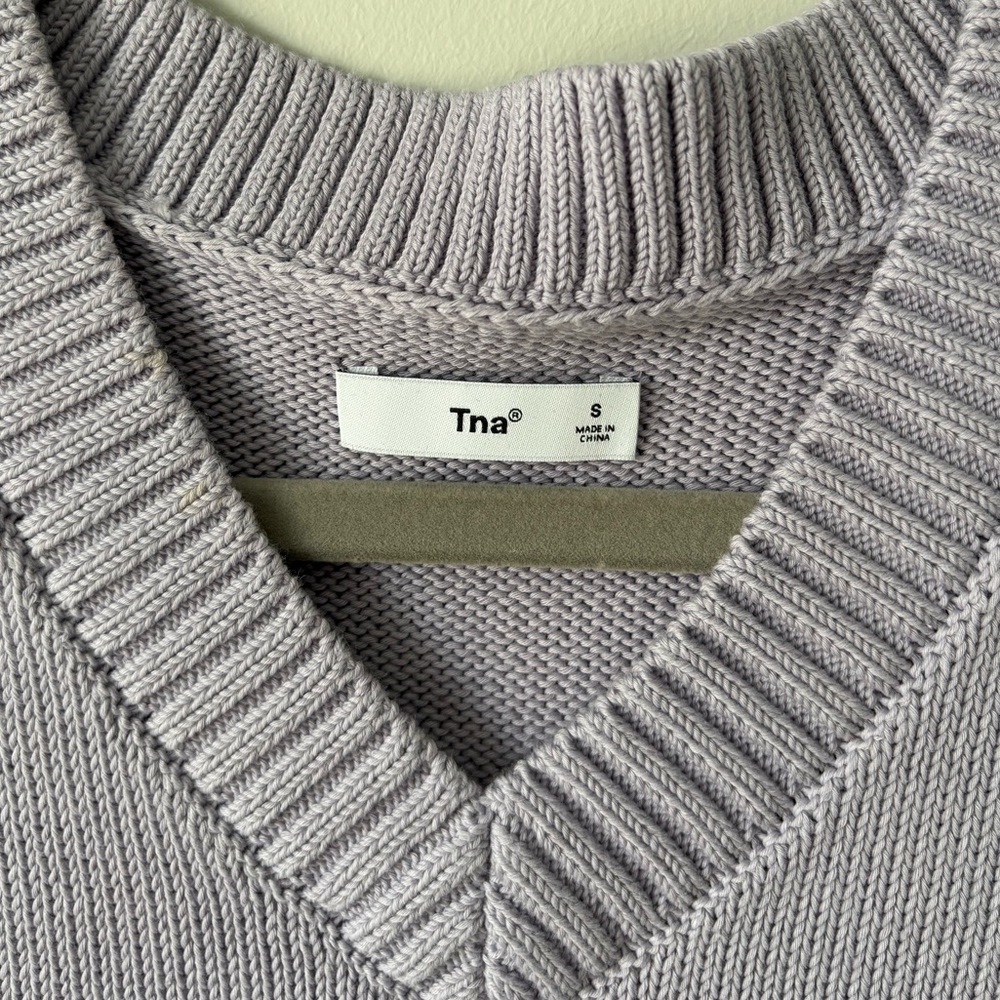 Aritzia TNA Marcy Lavender Sweater Vest - Picture 3 of 4